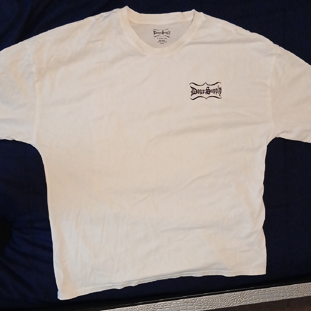 White and Brown Short Sleeve Tee with Patch - Picture 2 of 3